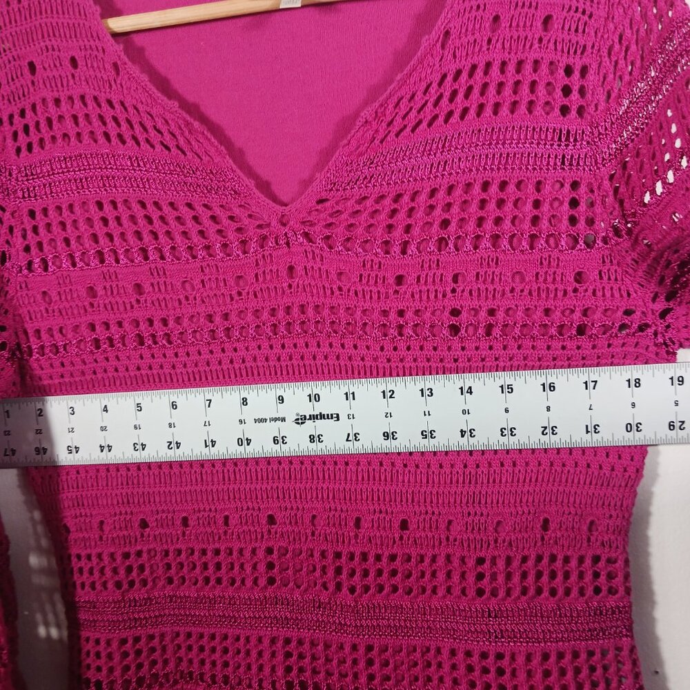 Hot In Hollywood Fuchsia Pink Crochet Tunic W/ Attached Tank, 3/4 Sleeve, Medium - Picture 11 of 16